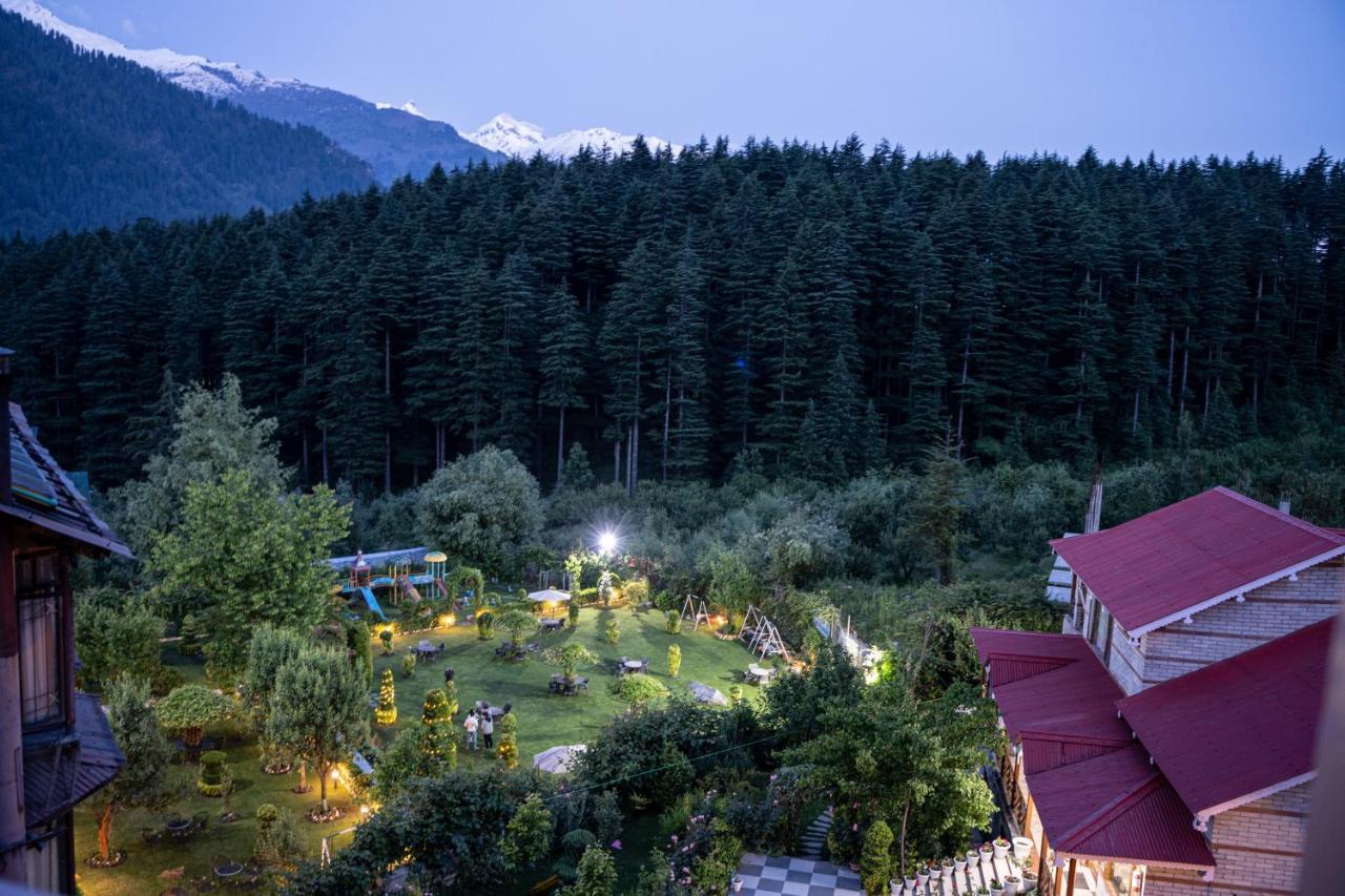 The Conifer Manāli Exterior foto